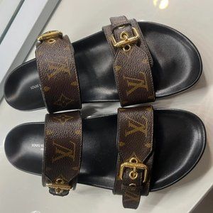 Used Louis Vuitton sandals